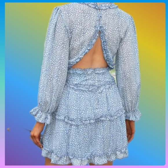 Ruffled Mini Dress with Plunging Neckline and Opened Back - Picture 4 of 8